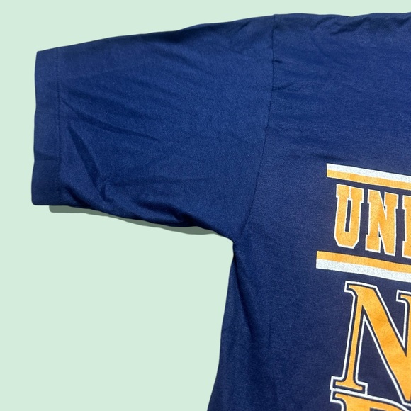 Vintage Men’s Logo 7 Inc Navy Blue University Of Notre Dame Irish Tee Shirt Med - Picture 6 of 9